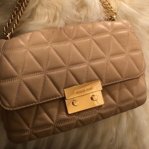 Micheal Kors shoulder Sloan bag